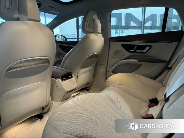 Mercedes-Benz EQS 2024 Другой из Китая, фото 3