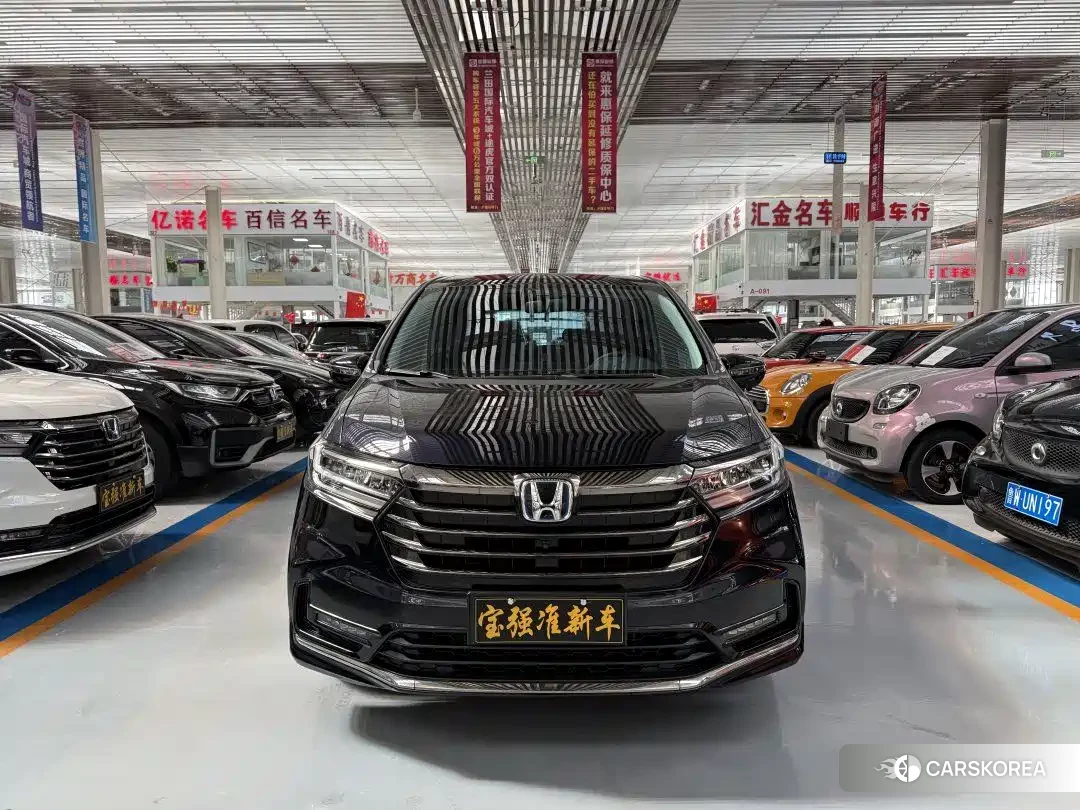 Honda Odyssey 2024 Черный из Китая, фото 3
