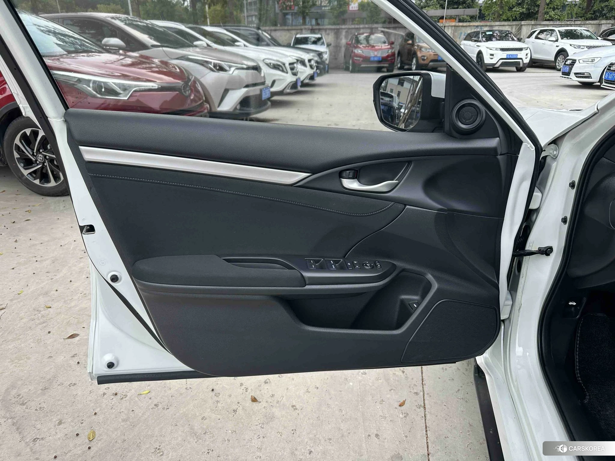 Honda Civic 2019 Белый из Китая, фото 4