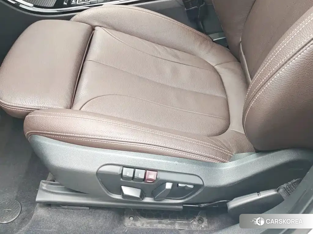 BMW X1 id 4679843 из Китая 17