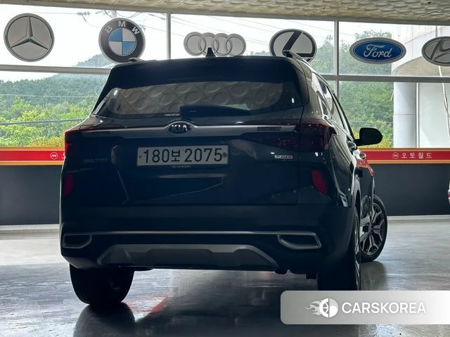 Kia Seltos id 4698494 из Кореи 13