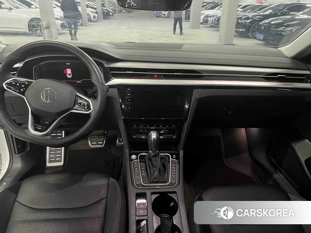Volkswagen CC 2023 Белый из Китая, фото 3