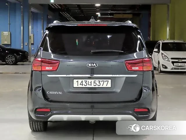 Kia The New Carnival id 3742563 из Кореи 13