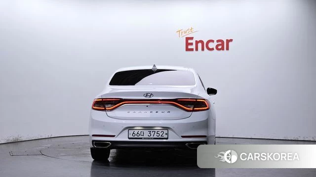 Hyundai Grandeur IG id 4610216 из Кореи 23