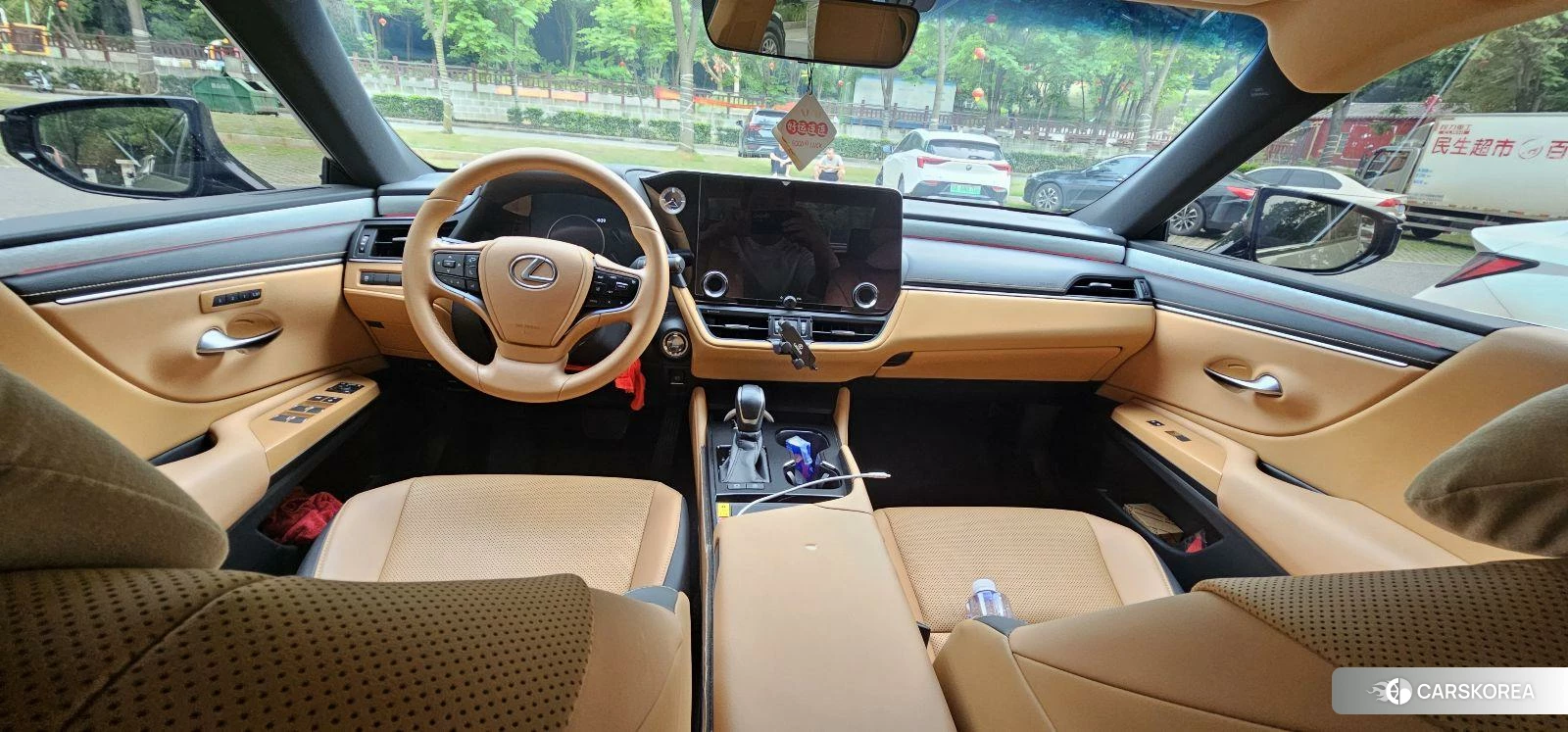 Lexus ES 2024 Серебристо-серый из Китая, фото 3