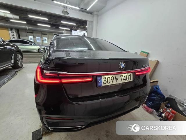 BMW 7 Series (G11) 2021 Черный из Кореи, фото 3