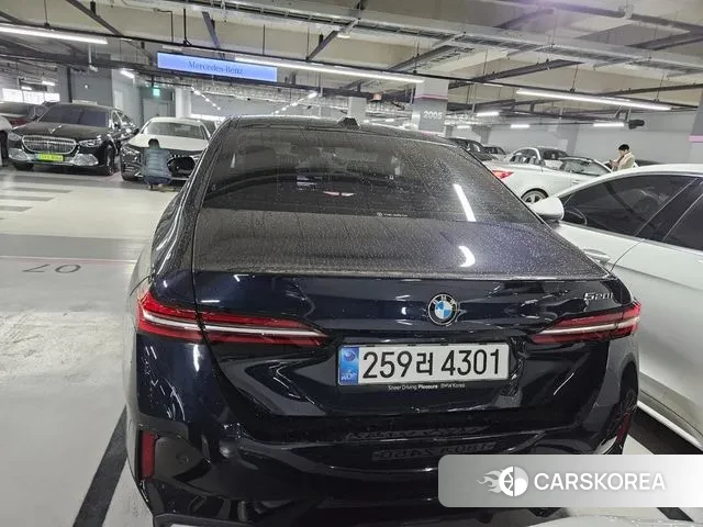 BMW 5 Series (G60) 2025 Черный из Кореи, фото 6