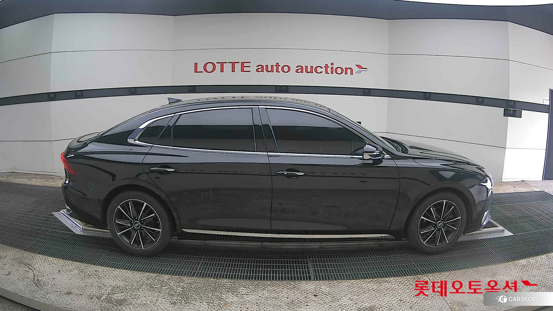 Hyundai Grandeur id 3888344 из Кореи 23