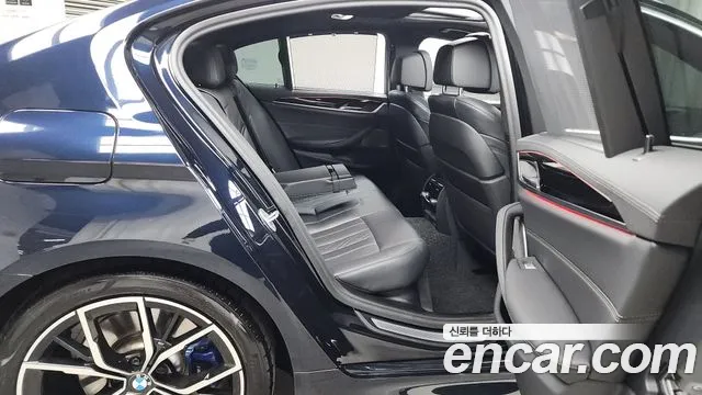 BMW 5 Series (G30) id 2649510 из Кореи 13