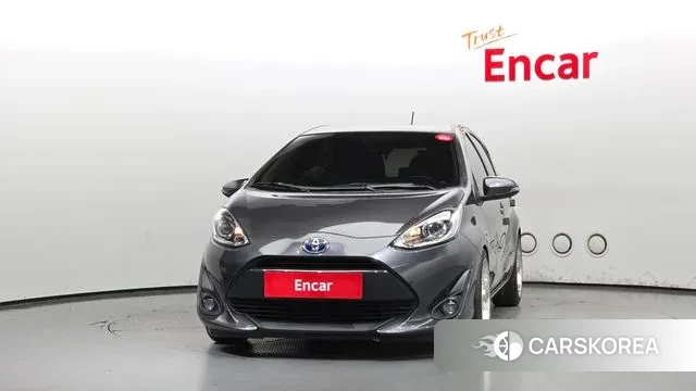 Toyota Prius C id 3188513 из Кореи 13