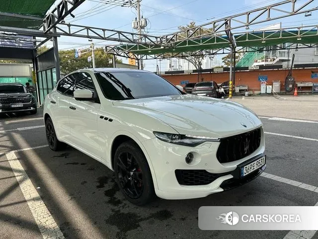 Maserati Levante 2018 Белый из Кореи, фото 3