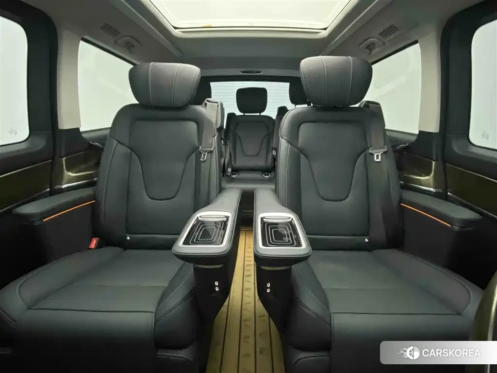 Mercedes-Benz V-Class id 4606866 из Китая 23