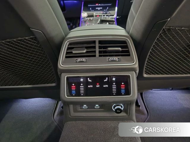 Audi A6L id 4297679 из Китая 17