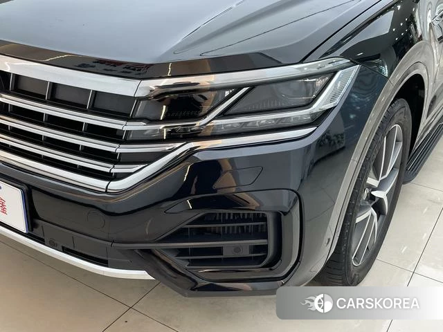 Volkswagen Touareg id 4258632 из Китая 23