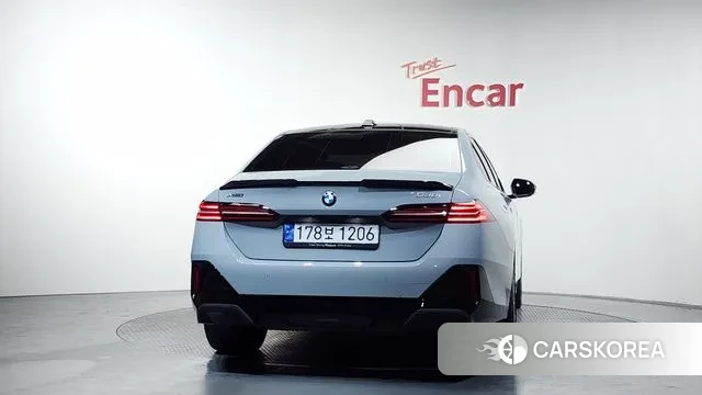 BMW 5 Series (G60) id 3751263 из Кореи 13