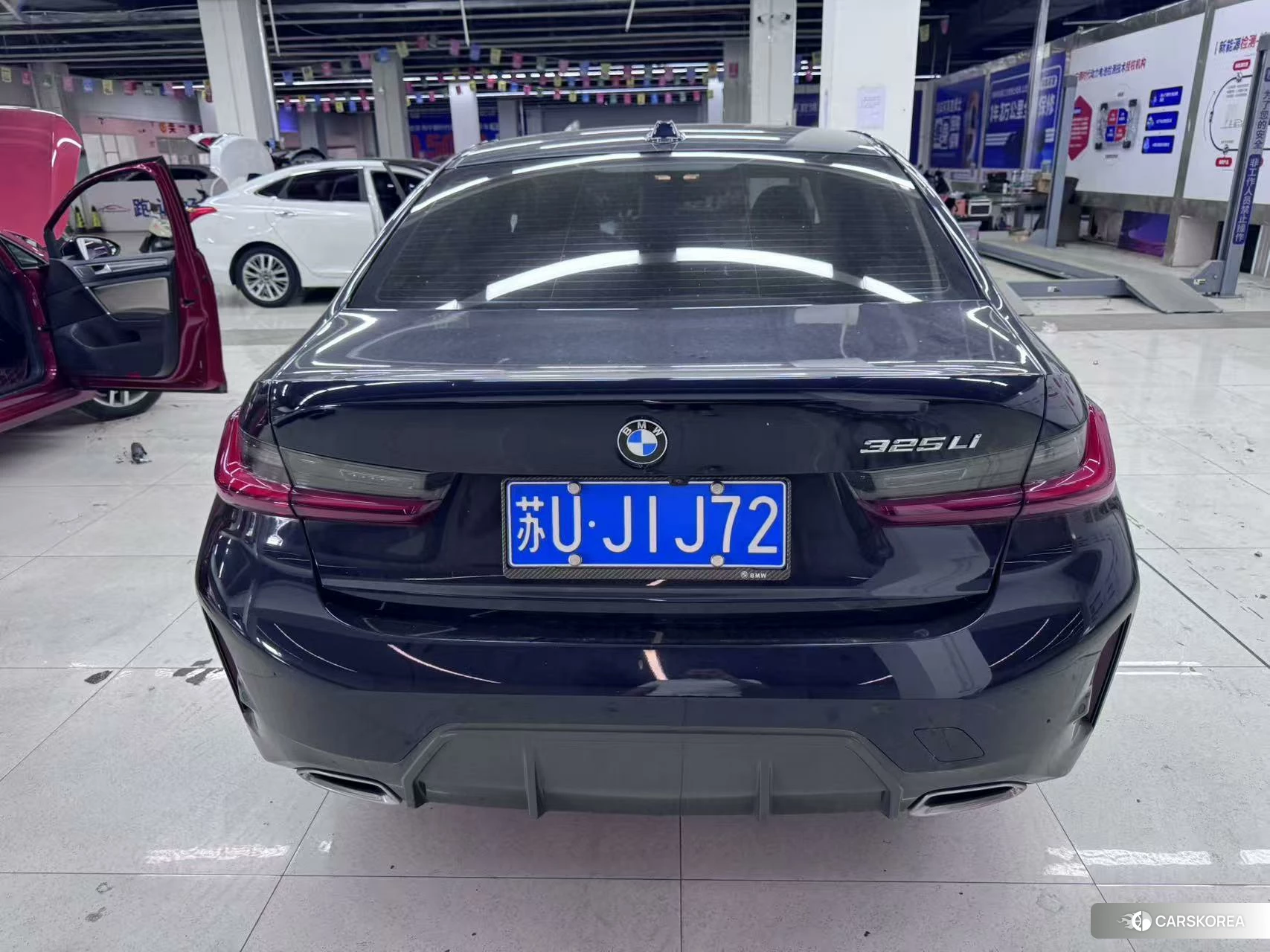 BMW 3 series 2022 Черный из Китая, фото 3