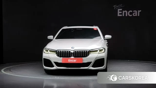 BMW 5 Series (G30) id 3012103 из Кореи 13