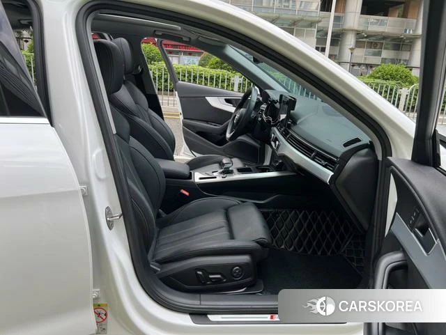 Audi A4L id 4227868 из Китая 17