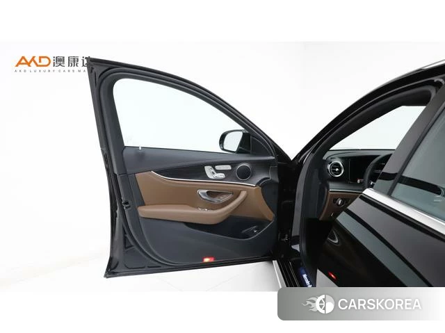Mercedes-Benz E-class PHEV 2022 Черный из Китая, фото 3