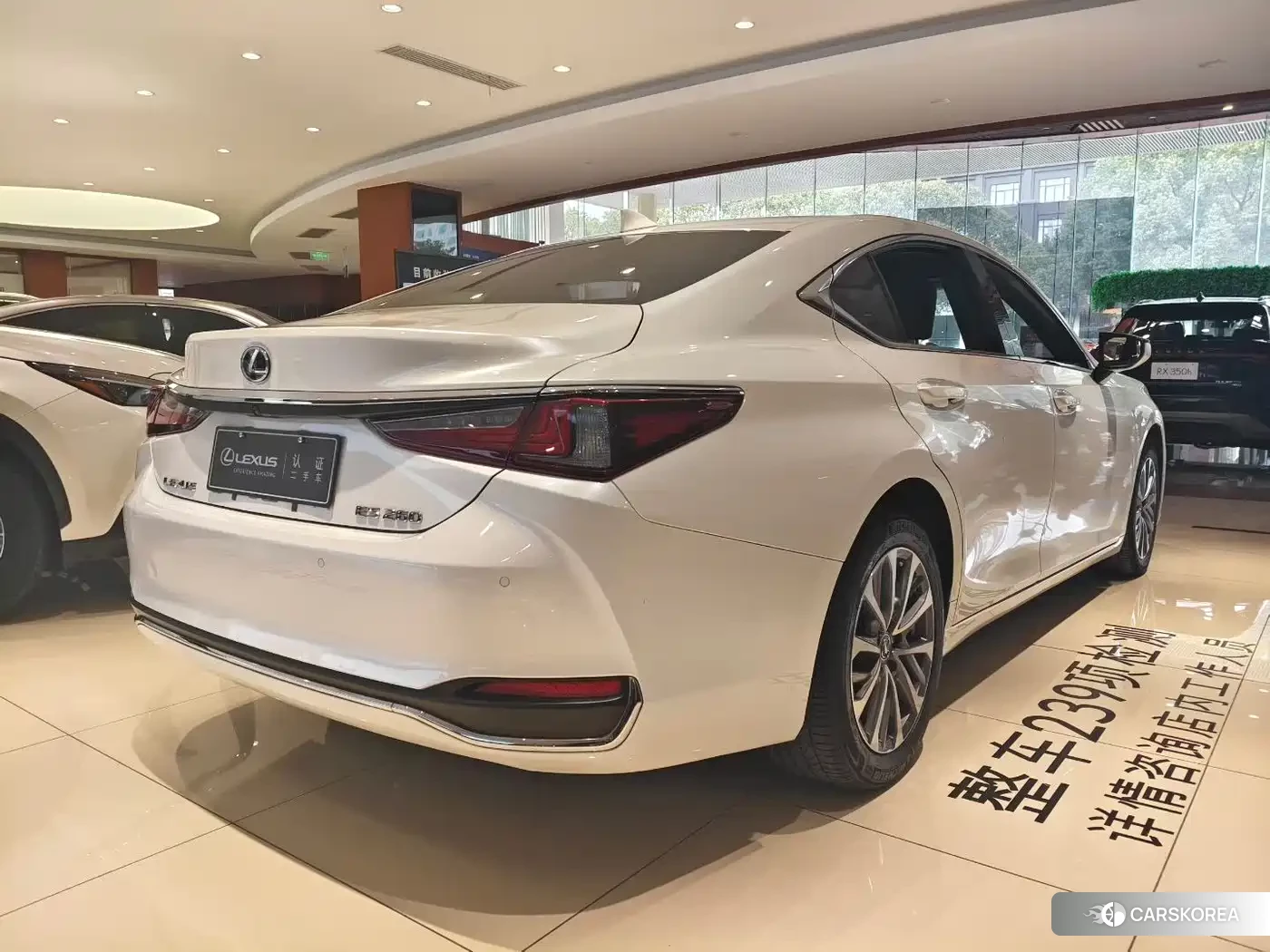 Lexus ES 2024 Белый из Китая, фото 3