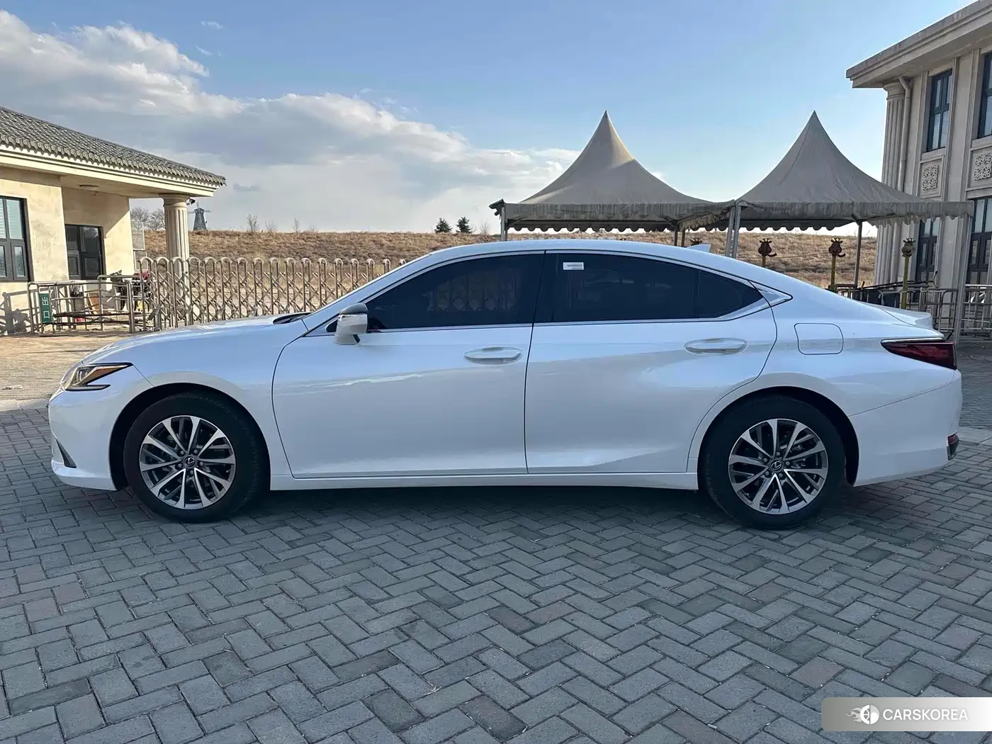 Lexus ES id 4553819 из Китая 8