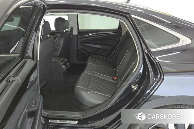 Volkswagen Passat id 4209316 из Китая 10
