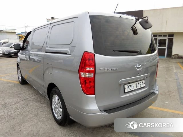 Hyundai The New Grand Starex id 3853588 из Кореи 13