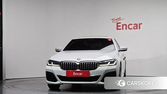 BMW 5 Series (G30) id 3712939 из Кореи 13