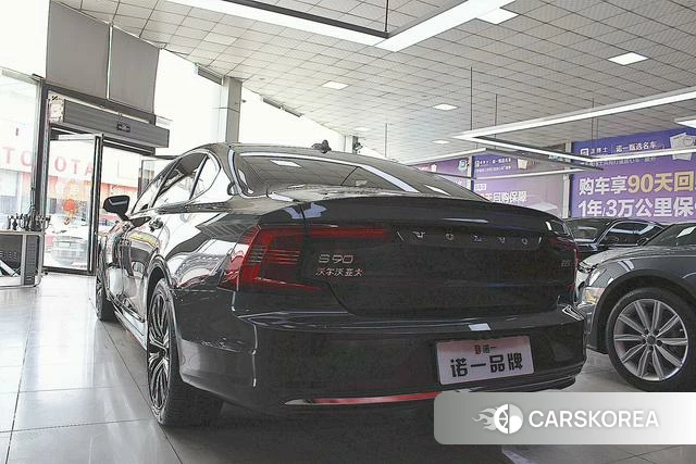 Volvo S90 id 3896305 из Китая 9