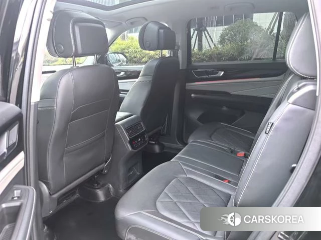 Volkswagen Tourang 2023 Черный из Китая, фото 4