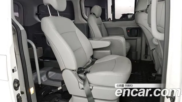 Hyundai The New Grand Starex id 2664508 из Кореи 13