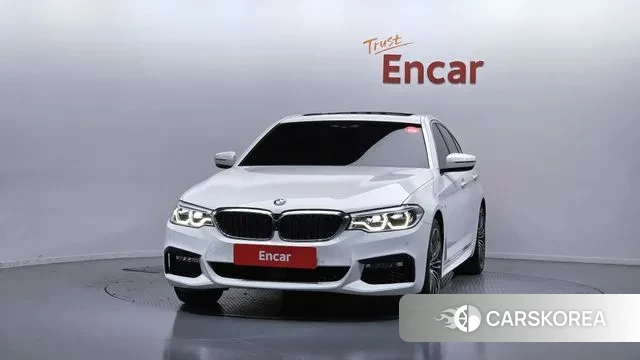 BMW 5 Series (G30) id 3617177 из Кореи 13