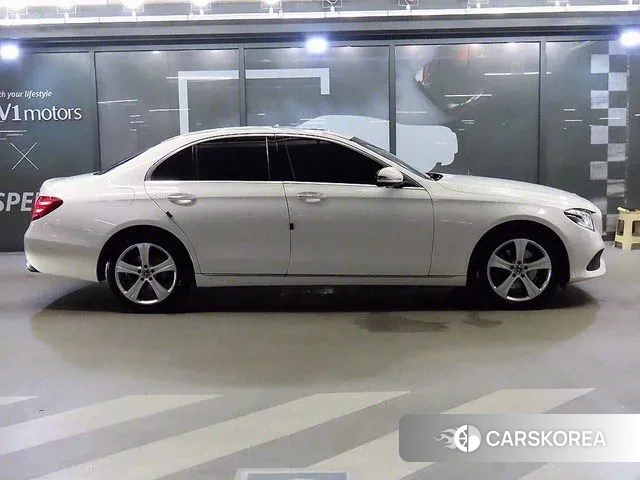 Mercedes-Benz E-Class W213 id 3021075 из Кореи 13