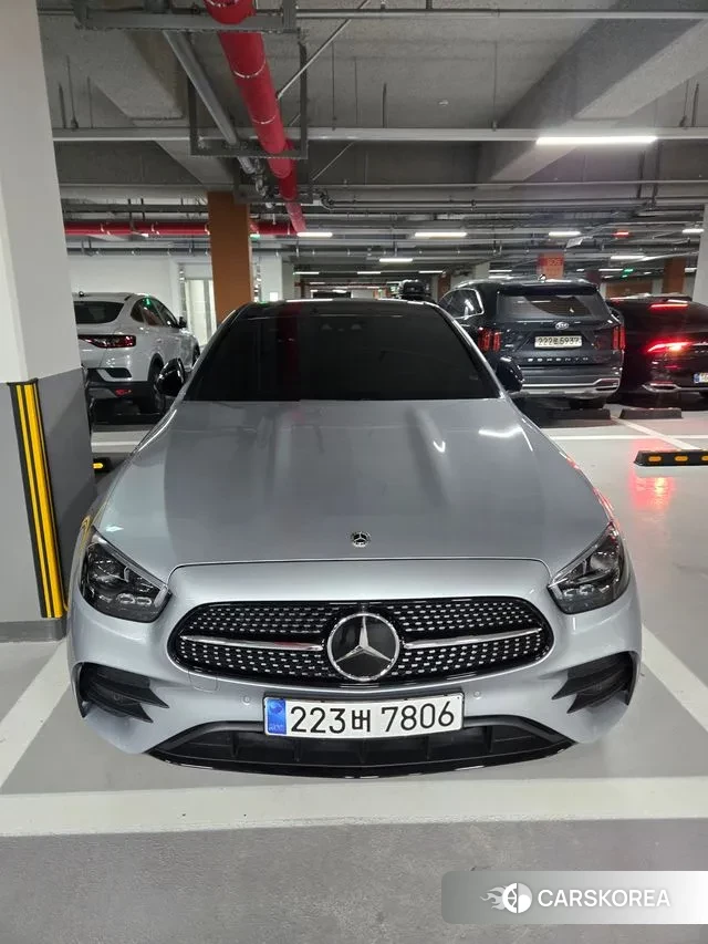 Mercedes-Benz E-Class W213 2023 Светло-серебряный цвет из Кореи, фото 5