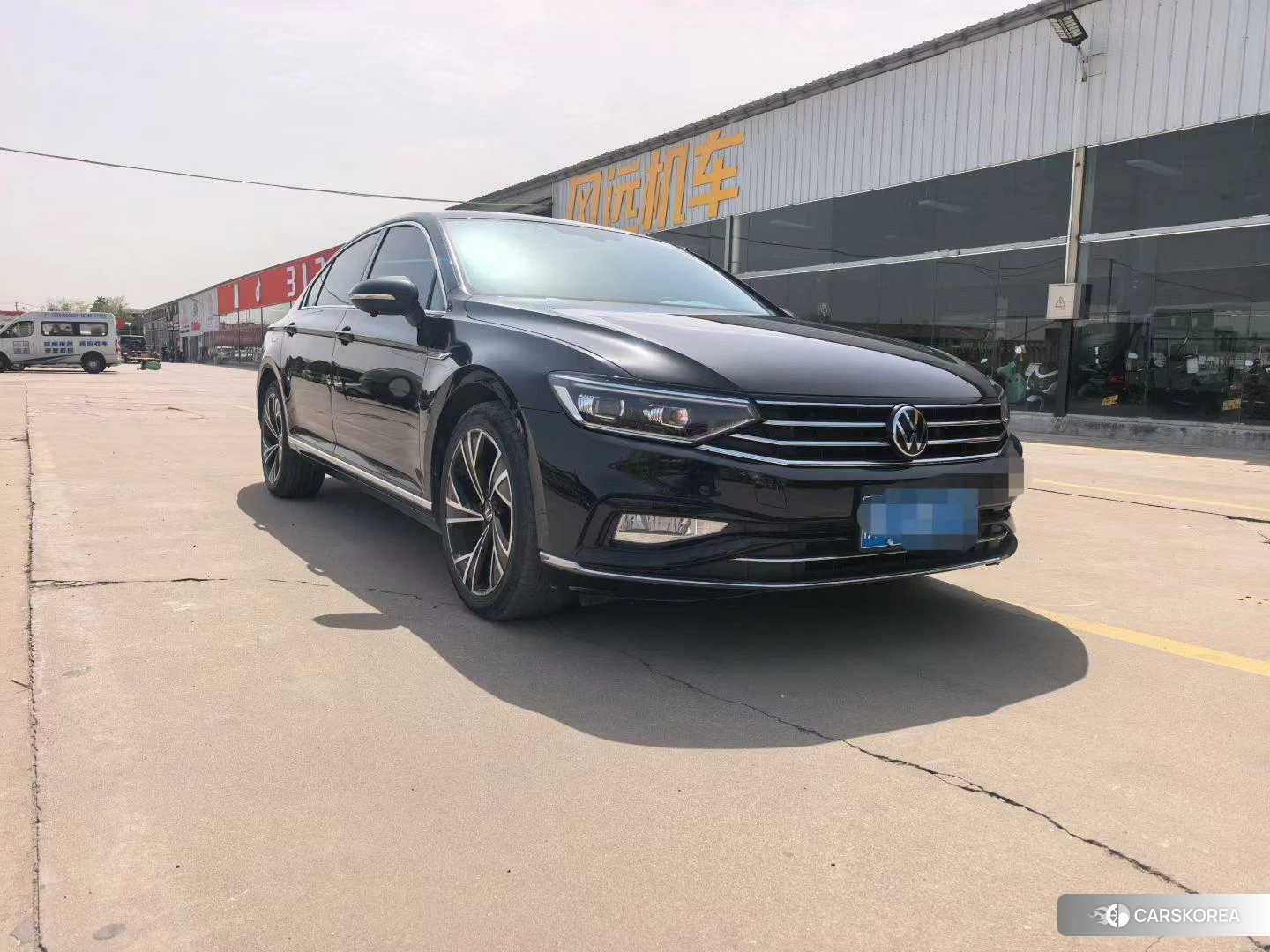 Volkswagen Magotan 2022 Черный из Китая, фото 6