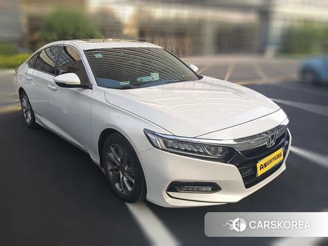 Honda Accord 2021 Белый из Китая, фото 3