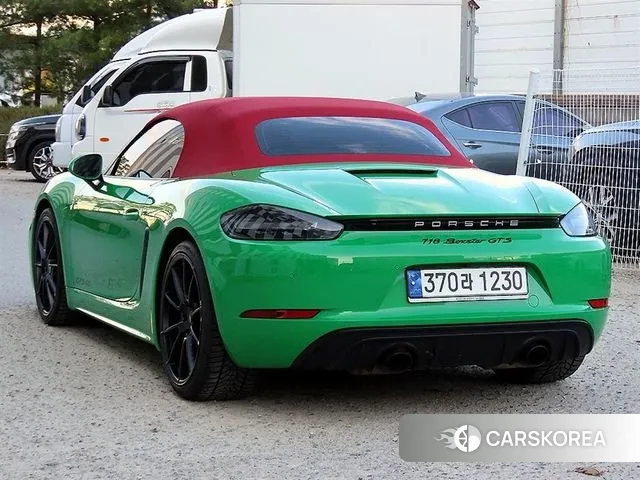 Porsche 718 Boxster 2023 Зеленый из Кореи, фото 3