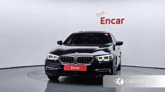BMW 5 Series (G30) id 4633066 из Кореи 13