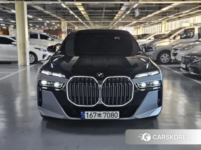 BMW 7 Series (G70) id 3341629 из Кореи 13