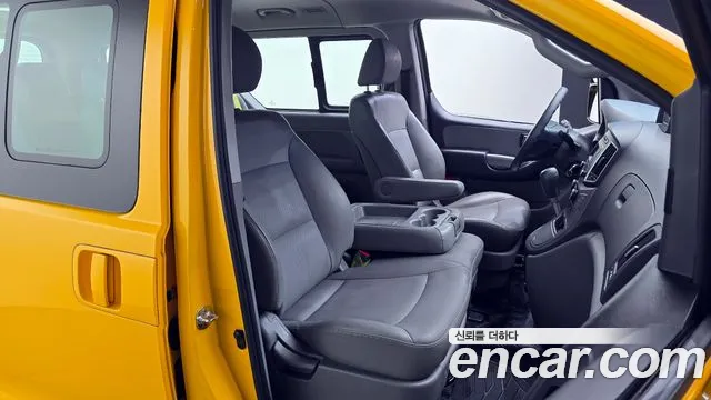 Hyundai The New Grand Starex id 2676808 из Кореи 13