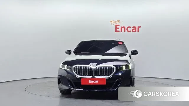 BMW 5 Series (G60) id 3596494 из Кореи 13