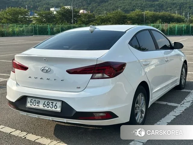 Hyundai The New Avante AD id 3004630 из Кореи 9