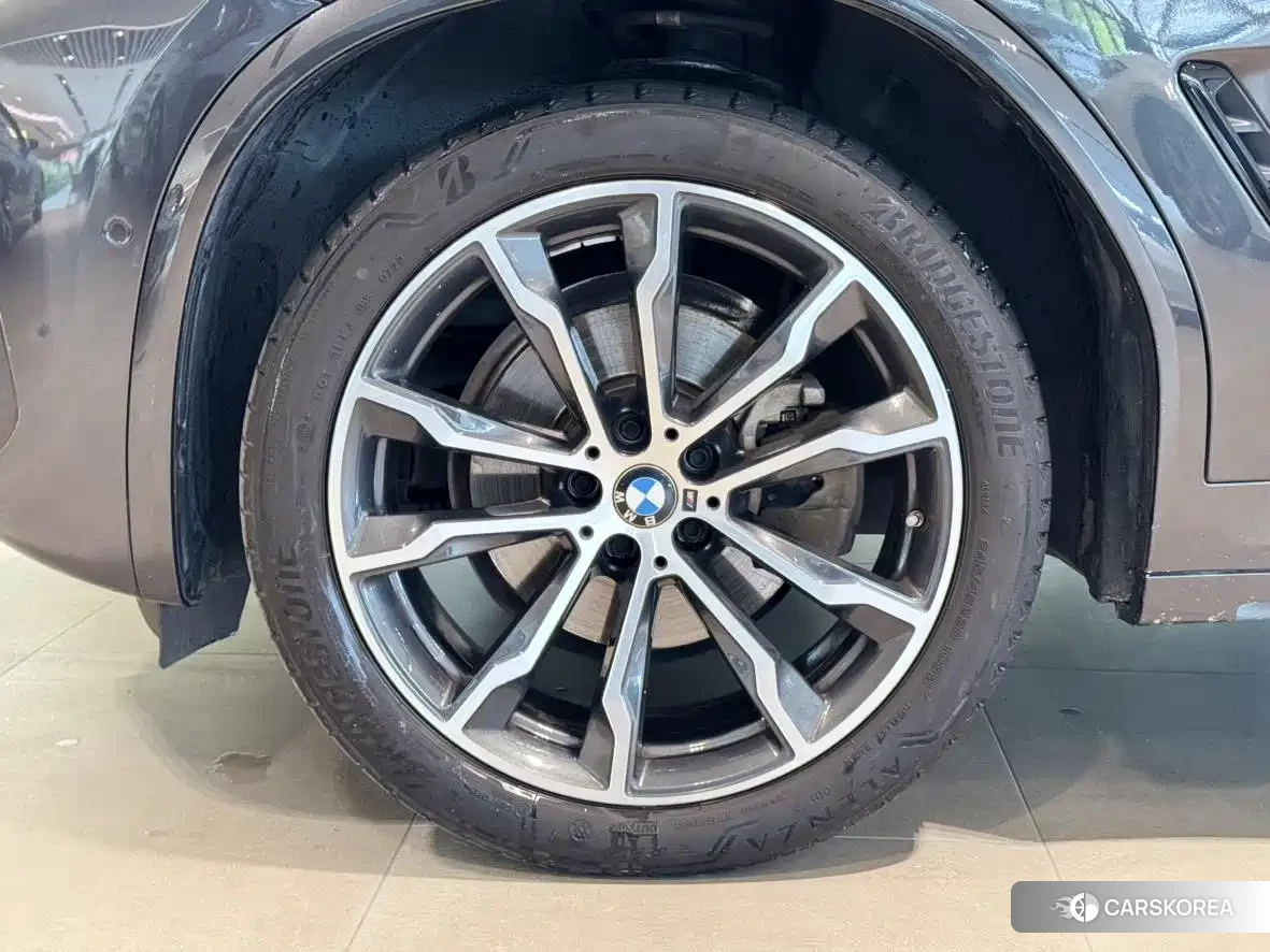 BMW X3 id 4548403 из Китая 9