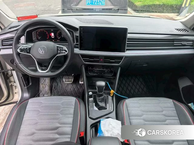 Volkswagen Tiguan L 2023 Шампань из Китая, фото 3