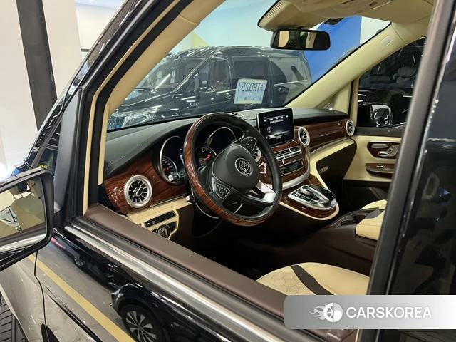 Mercedes-Benz V-class id 4256336 из Китая 7