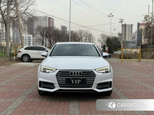 Audi A4L 2019 Белый из Китая, фото 3