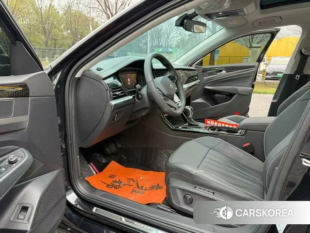 Volkswagen Passat 2024 Черный из Китая, фото 3