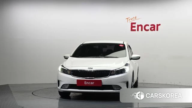 Kia The New K3 id 4246215 из Кореи 23