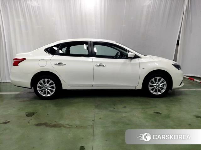 Nissan Xuan Yi id 4210873 из Китая 13