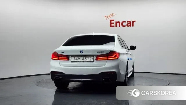 BMW 5 Series (G30) id 3408075 из Кореи 13